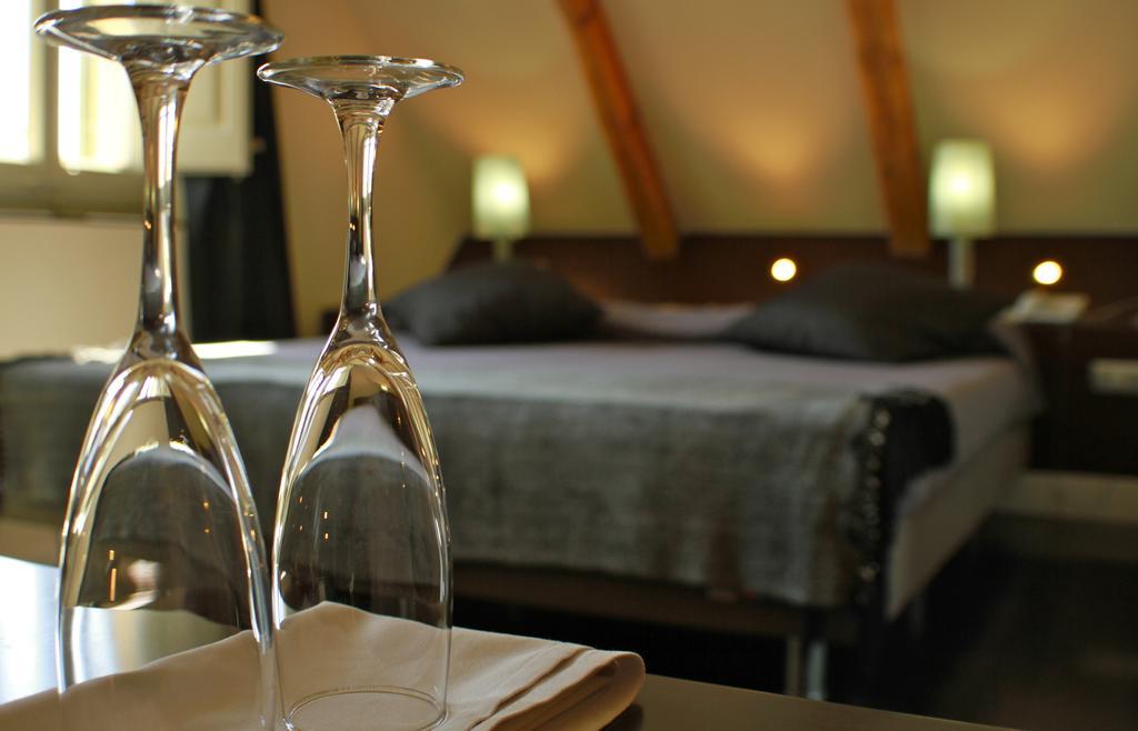 รัสติเค โฮเต็ล แซนต์ รอค Hotel โซลซอนา ภายนอก รูปภาพ